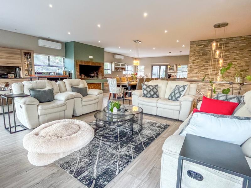 4 Bedroom Property for Sale in Courtrai Western Cape